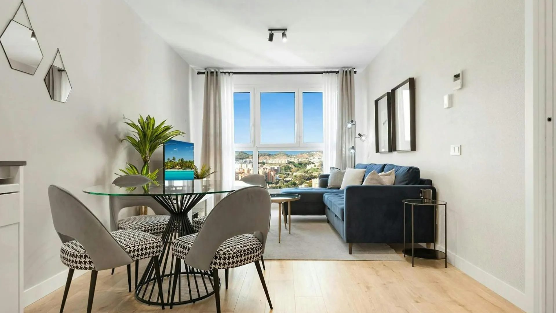 Malaga Eye Pool & Parking Free Appartement Spanje